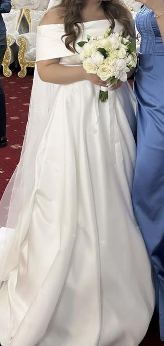 Продам или сдам в аренду свадебное платье со шлейфом