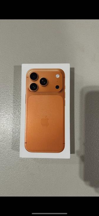 Продам запечатанный в коробке новый iPhone 17
pro 512gb Cosmic orange