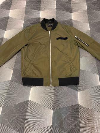 Zara, мужская куртка, цвет зеленый, размер M