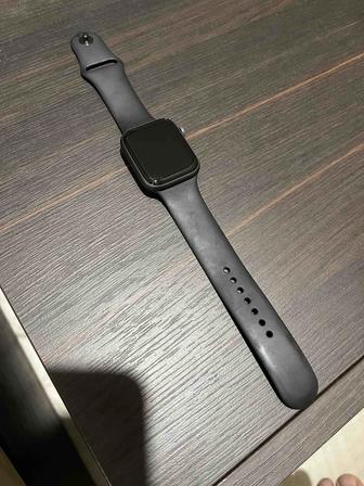 Apple watch 4