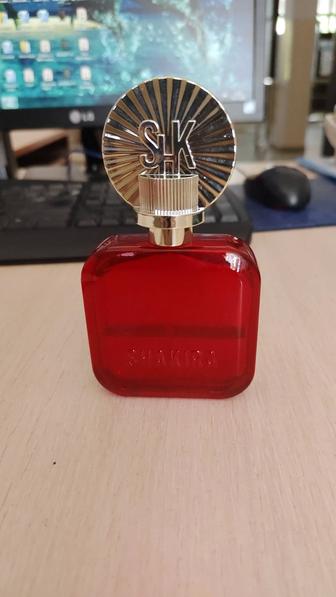Продам аромат оригинал Shakira Roja