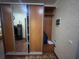 Продам шкаф для прихожей