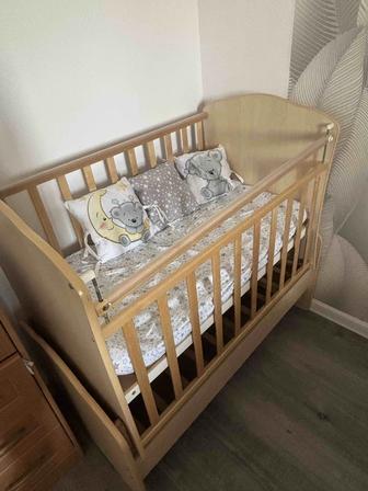 Продам детскую кровать