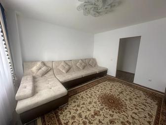 Продам модульный диван с пуфом