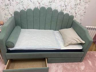 Продам диван- кровать