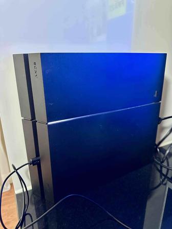 Продам Play Station 4