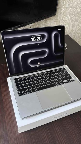 Продам MacBook Pro 13 2020