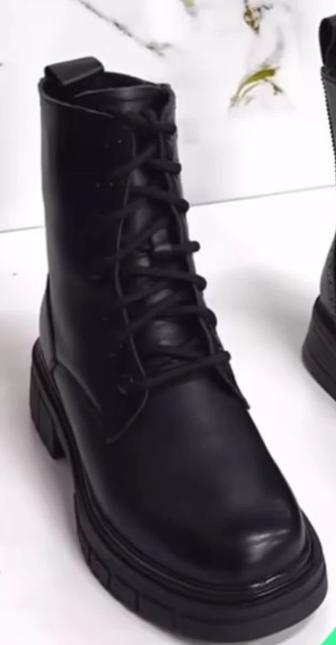 Новые зимние ботинки полностью натуралка. ТОРГ ПОКУПАТЕЛЮ