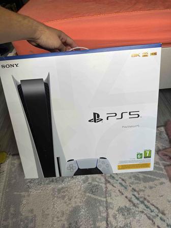 Игровая приставка Sony PlayStation 5 белый