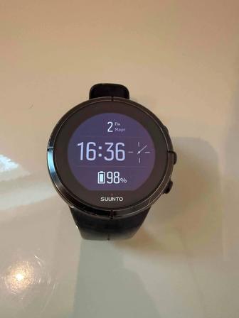 Умные спортивные наручные часы Suunto Spartan Ultra All Black Titanium