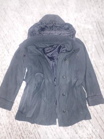 Женский плащ куртка б.у. до 50р в хорошем состоянии