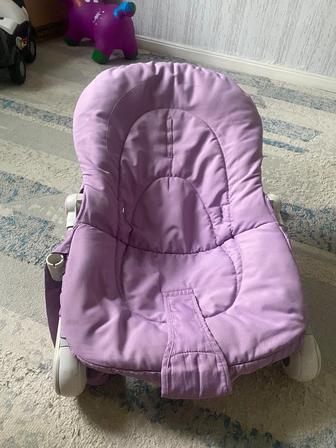 Детская качалка шезлонг Chicco
