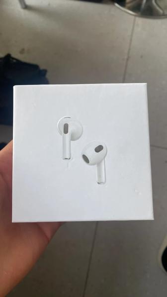 Продается AirPods новый не пользовались