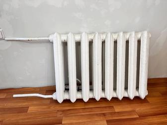 Продам чугуные батареи