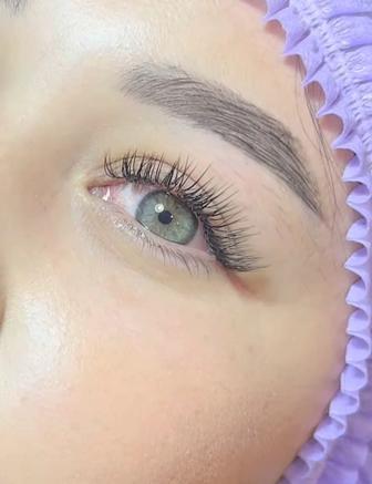 Наращивание ресниц