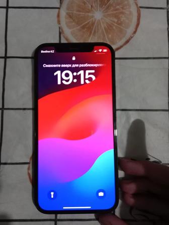 Продам айфон
