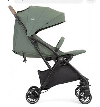 Детская коляска от фирмы Joie