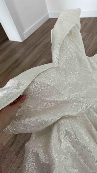 Продам свое свадебное платье от салона Emilia Sposa