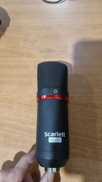 Микрофон Focusrite Scarlett Studio