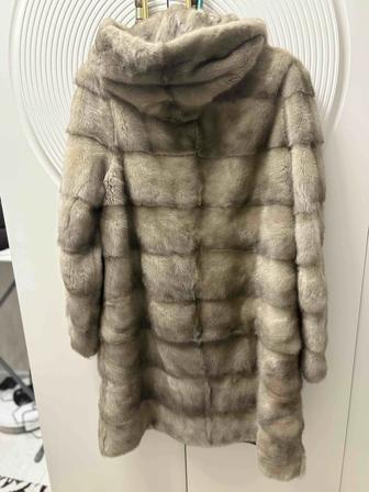 Продам норковую шубу