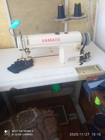 Продам швейную прямострочную машинку