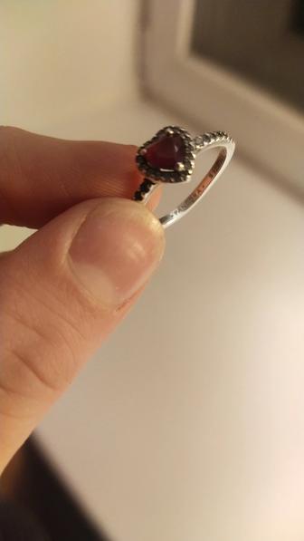 продам кольцо Pandora
