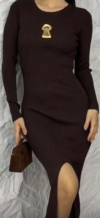 Продам новое платье