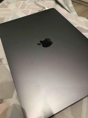 MacBook Pro 13 (2018)