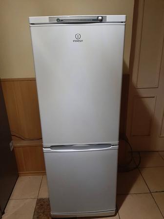 Холодильник Indesit no frost