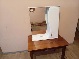 Шкаф с заркалом для ванны