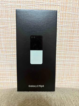 Samsung Z Flip5 512gb