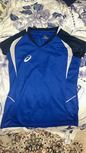 Волейбольная форма Asics (комплект футболка, шорты)