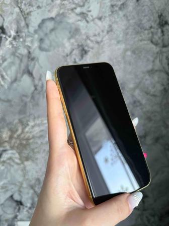 Продаю iPhone 11, 64 GB