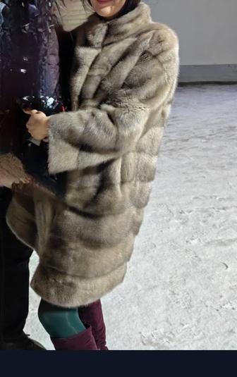 Продам норковую шубу