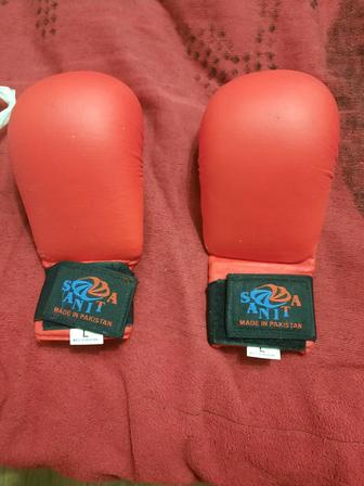 Перчатки для каратэ