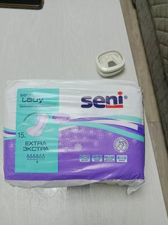 Продам прокладки Seni 4капли ,6 упаковок
