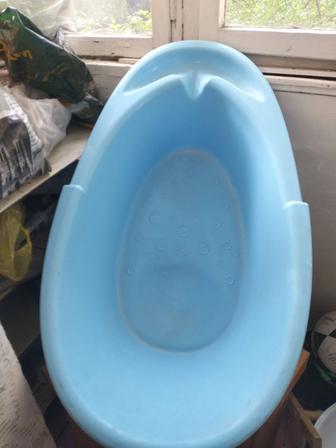 Продам тазик детский для купания