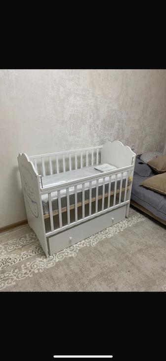 Детская кроватка