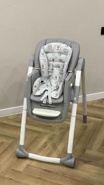 Продам детский столик