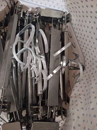 Прищепки для брюк и юбки