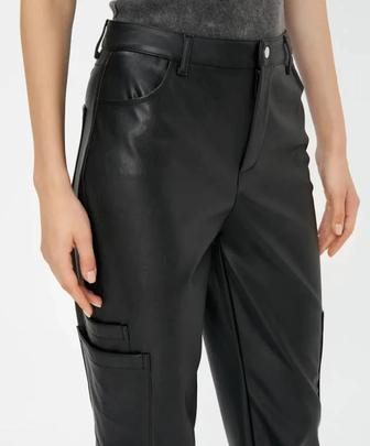 Кожаные брюки женские