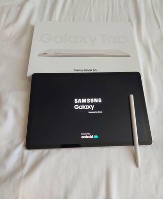 Samsung tab s9 5G 12 Гб/256 Гб бежевый