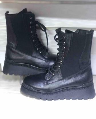 Женские зимние ботинки