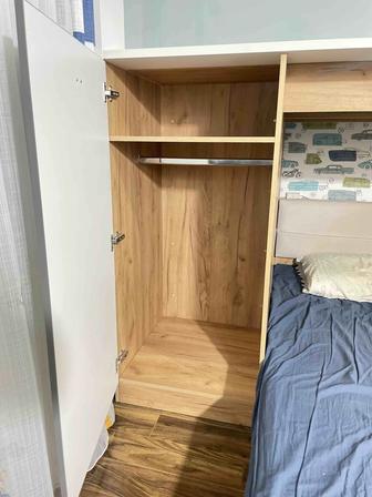 Двухъярусная кровать