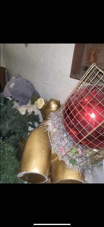 Продаем золотой манекен