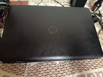 Ноутбук HP i5 / 8GB / 15.6 Сумка, зарядка и подставка