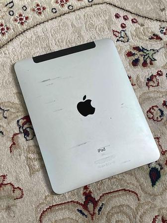 iPad 1337. 32 gb на запчасти