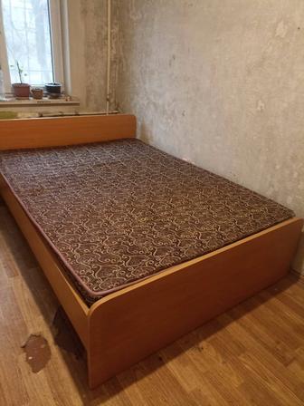 Продам двухспальную кровать в Алматы