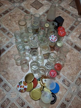банки стеклянные с крышками 0,5, 0,4, 0,3 граммовые