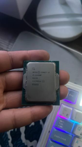 Процессор intel core i5 12400F